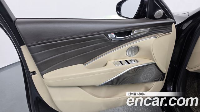 Kia K9 2022 — photo 14