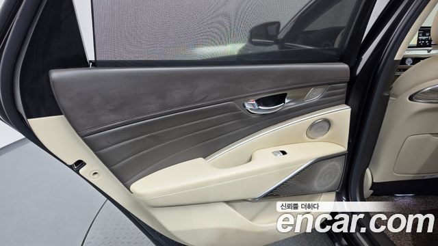 Kia K9 2022 — photo 15
