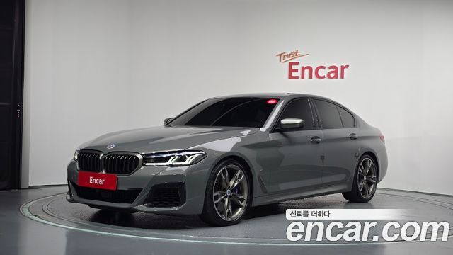 BMW 5-Series 2021 — photo 1