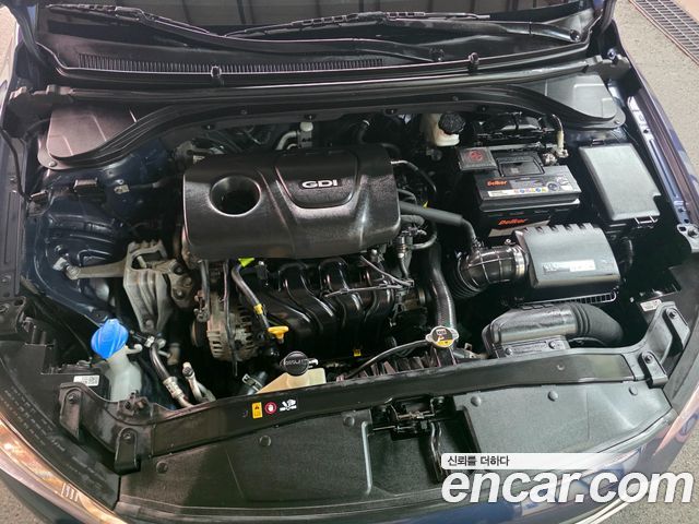 Hyundai AVANTE 2017 — photo 6