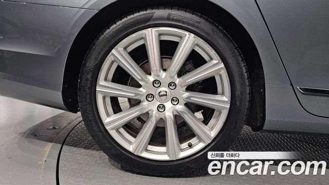 Volvo S90 2018 — photo 7