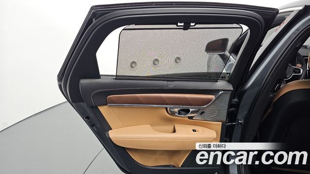 Volvo S90 2018 — photo 15