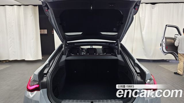 BMW 4-Series 2022 — photo 24