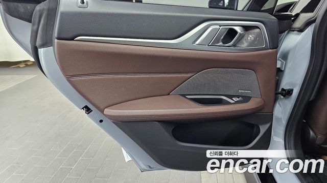 BMW 4-Series 2022 — photo 15