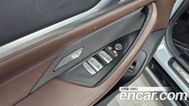 BMW 4-Series 2022 — photo 29