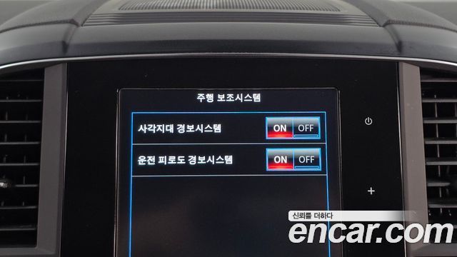 Renault Korea QM6 2020 — photo 16