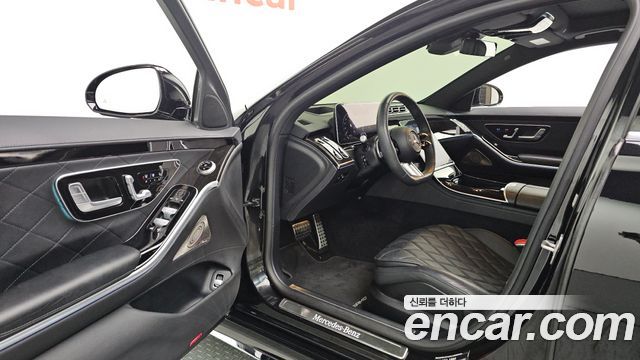Mercedes-Benz S-Class 2023 — photo 13
