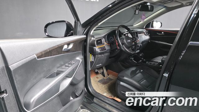 Kia Sorento 2017 — photo 13