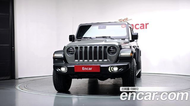 Jeep Gladiator 2022 — photo 3