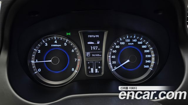 Hyundai Grandeur 2011 — photo 8