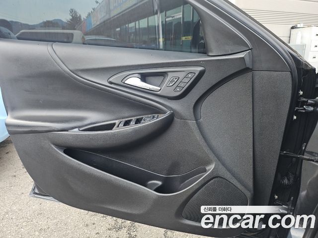 Chevrolet Korea Malibu 2018 — photo 17