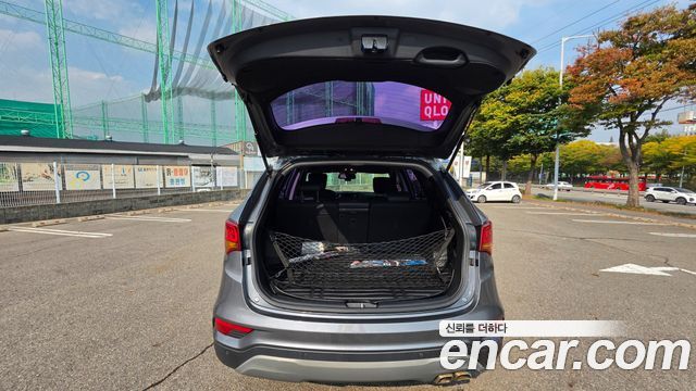 Hyundai Santafe 2018 — photo 16
