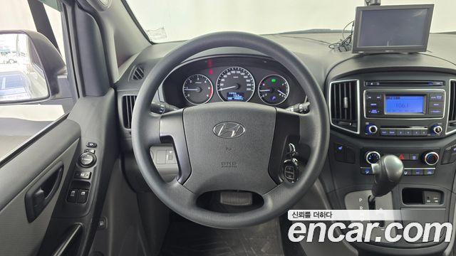 Hyundai Starex 2018 — photo 21
