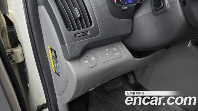 Hyundai Starex 2018 — photo 29