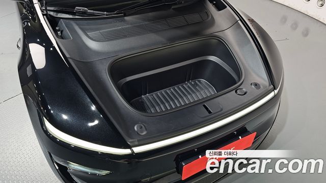 Tesla Model Y 2026 — photo 6