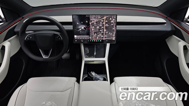 Tesla Model Y 2026 — photo 10