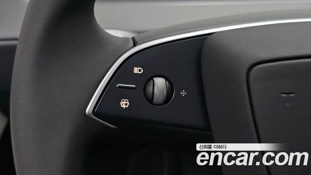 Tesla Model Y 2026 — photo 21