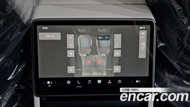 Tesla Model Y 2026 — photo 31