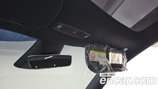 Tesla Model Y 2026 — photo 35