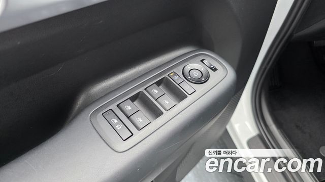Hyundai Santafe 2025 — photo 28