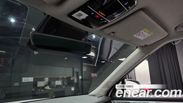 Hyundai Santafe 2025 — photo 31
