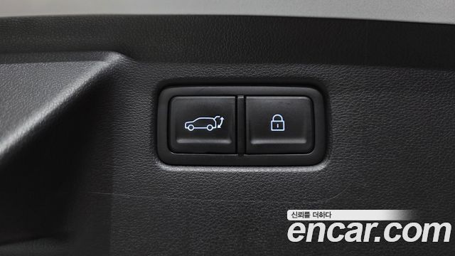 Hyundai Santafe 2025 — photo 33