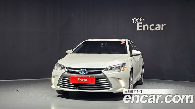 Toyota Camry 2016 — photo 3