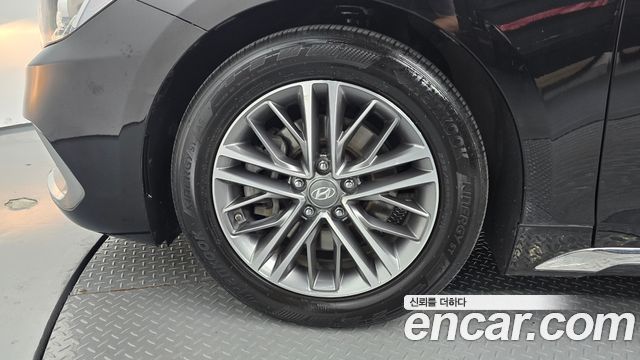Hyundai Grandeur 2018 — photo 5