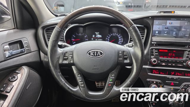 Kia K5 2013 — photo 18