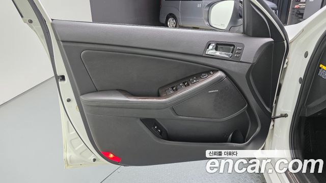 Kia K5 2013 — photo 14
