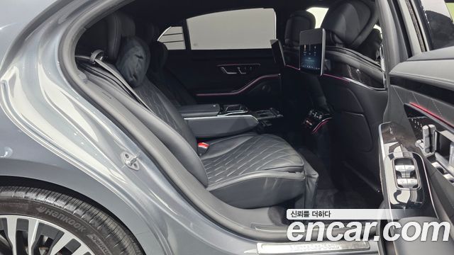 Mercedes-Benz S-Class 2021 — photo 12
