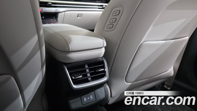 Hyundai Grandeur 2025 — photo 32