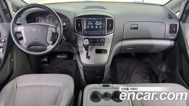 Hyundai Starex 2020 — photo 10