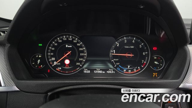 BMW 3-Series 2018 — photo 8