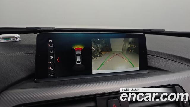 BMW 3-Series 2018 — photo 17