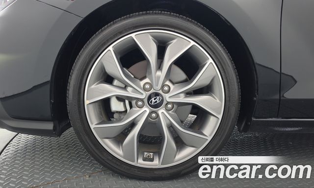 Hyundai i30 2019 — photo 5