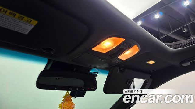 Hyundai i30 2019 — photo 21