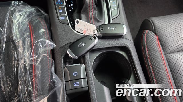 Hyundai i30 2019 — photo 22