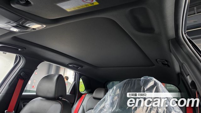 Hyundai i30 2019 — photo 24