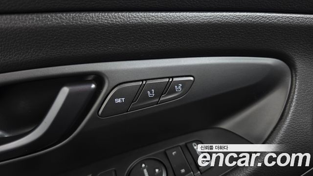 Hyundai i30 2019 — photo 31