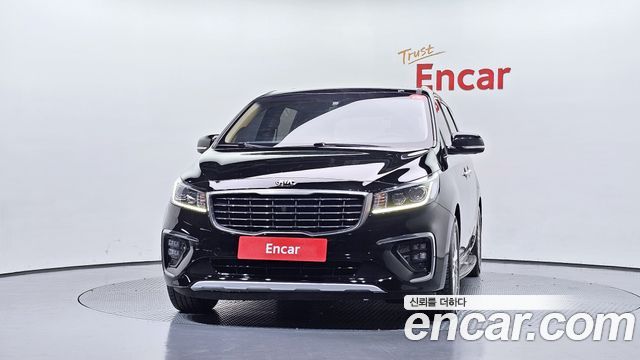 Kia Canival 2019 — photo 3