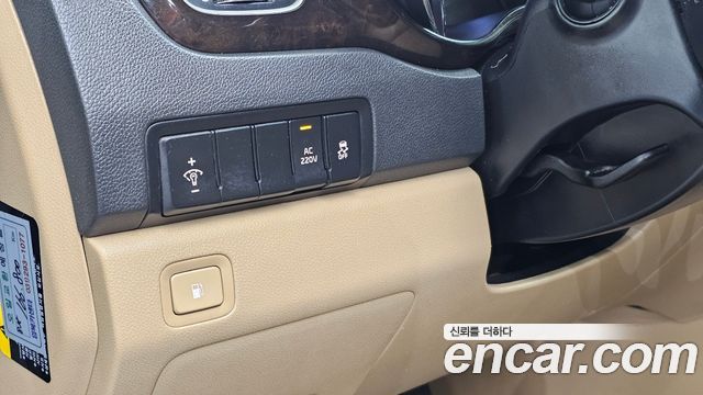 Kia Canival 2019 — photo 16
