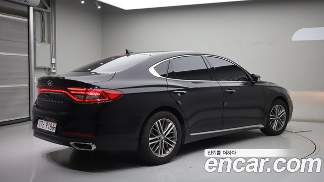Hyundai Grandeur 2018 — photo 2