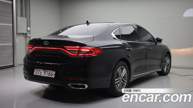 Hyundai Grandeur 2018 — photo 4