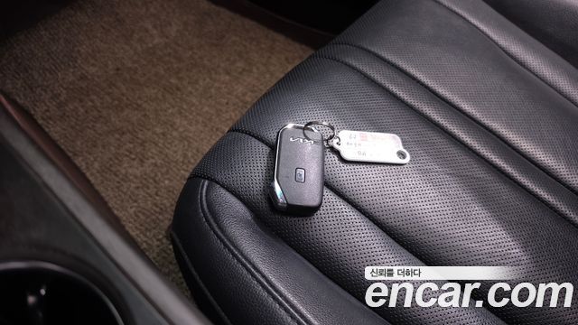 Kia K8 2022 — photo 21