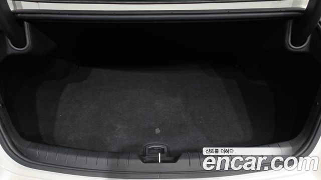 Kia K8 2022 — photo 25