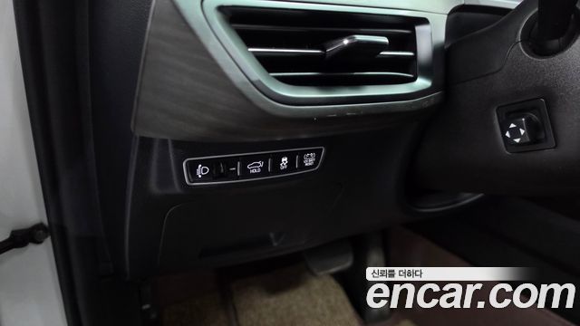 Kia K8 2022 — photo 27