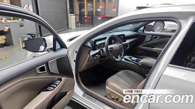 Kia K8 2023 — photo 13