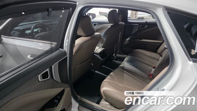 Kia K8 2023 — photo 26