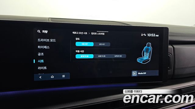 Hyundai Santafe 2024 — photo 24